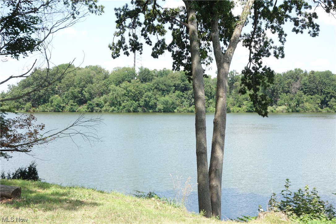 Triple Shores - Residential