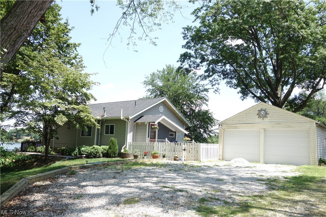 Triple Shores - Residential