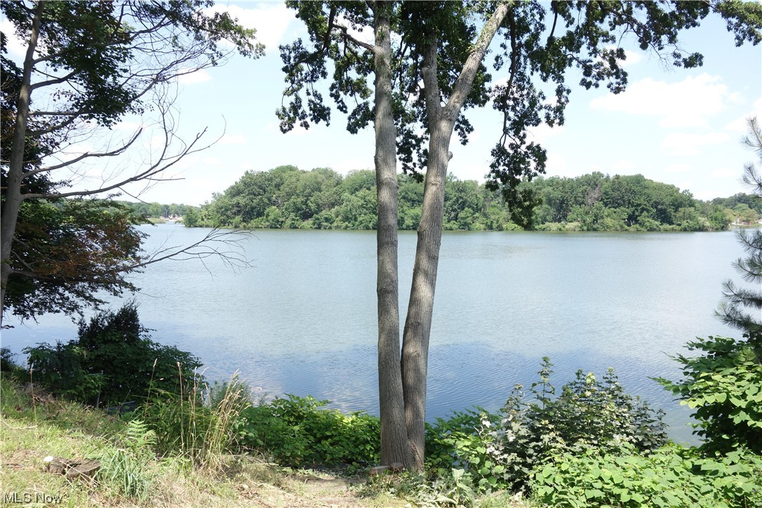 Triple Shores - Residential