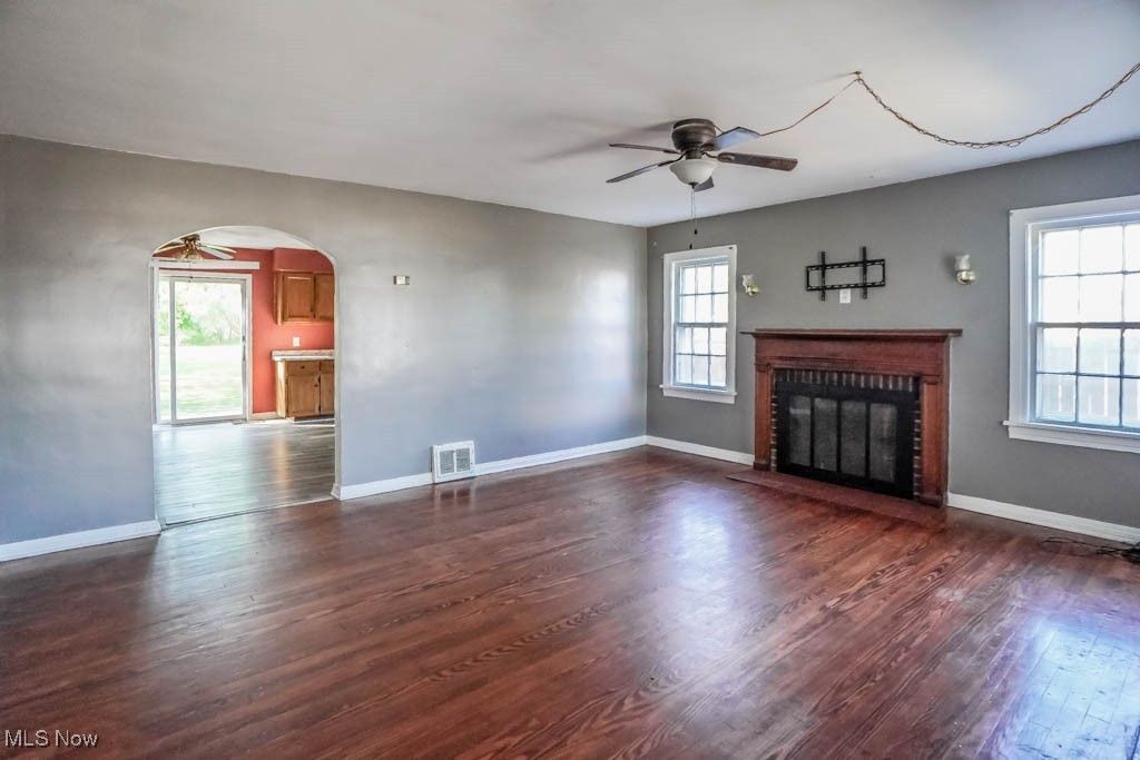 Photo of 8202 Navarre Road SW, Massillon, OH 44646 (MLS # 5178767)