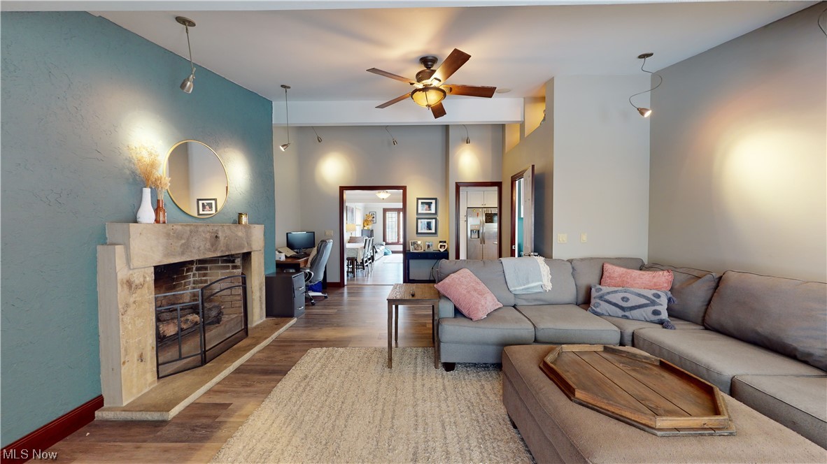 Mayfair 01 - Residential