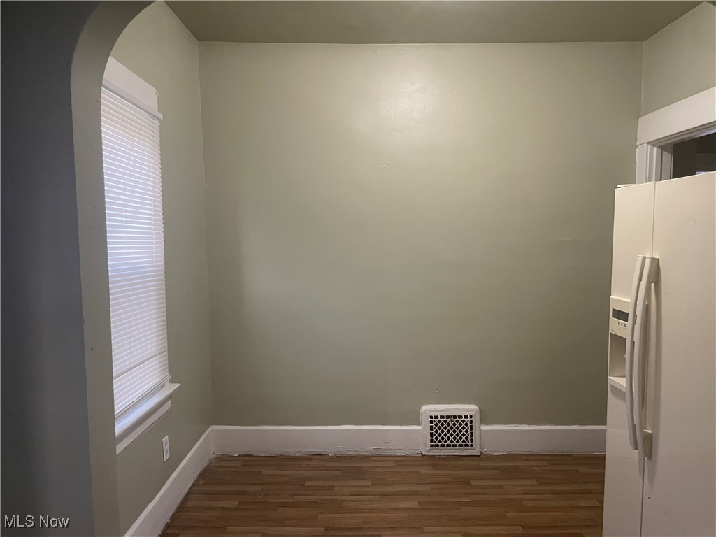 Akron, Ohio 44311, United States, 2 Bedrooms Bedrooms, ,1 BathroomBathrooms,Residential,Active,2177