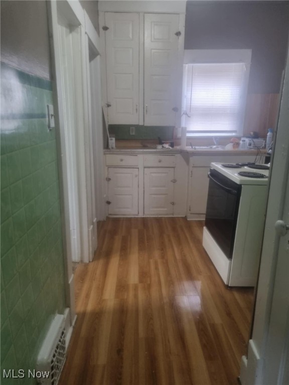 Akron, Ohio 44311, United States, 2 Bedrooms Bedrooms, ,1 BathroomBathrooms,Residential,Active,2177
