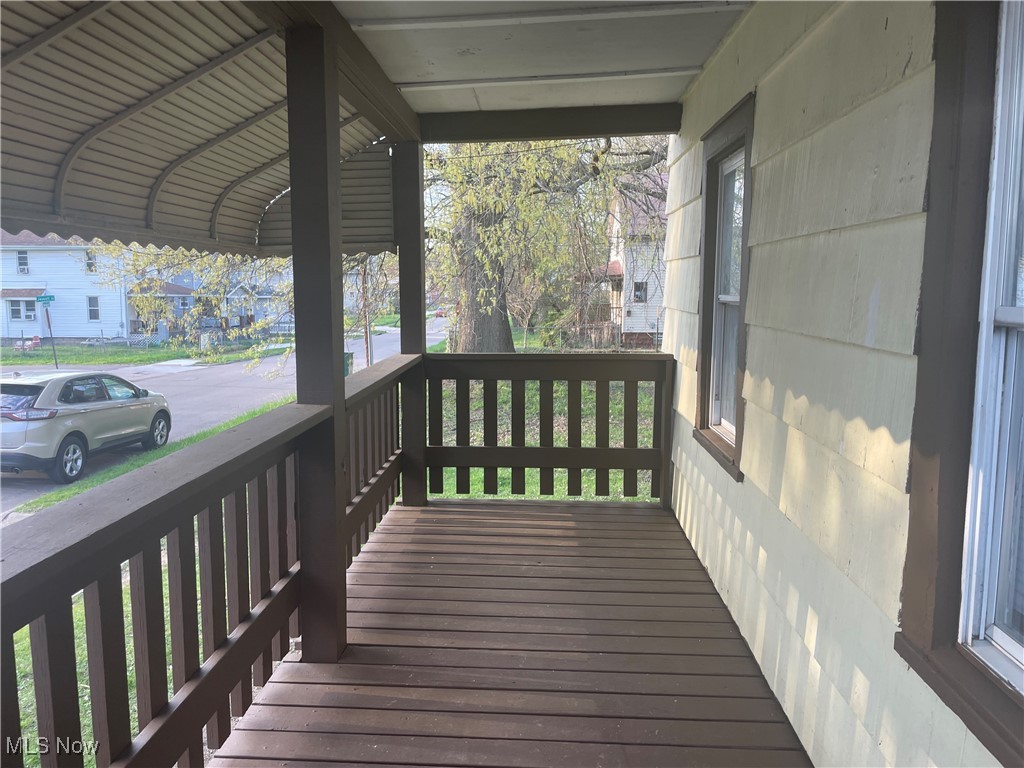 Akron, Ohio 44311, United States, 2 Bedrooms Bedrooms, ,1 BathroomBathrooms,Residential,Active,2177