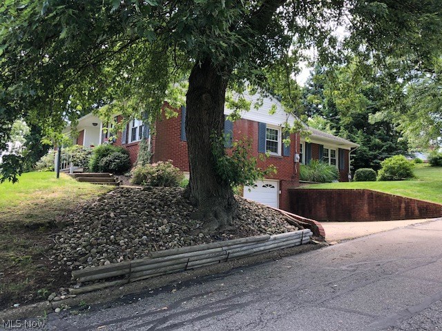 SUNSET HILL - Residential