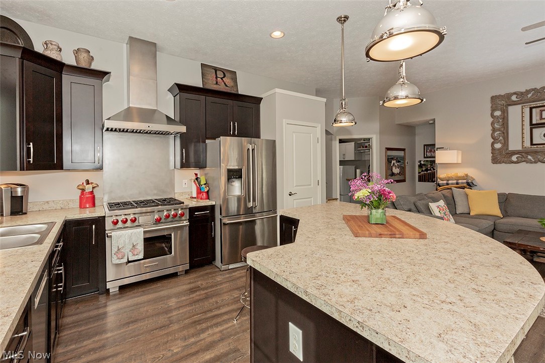 Winslow Estates Condo Ph Xvii - Residential