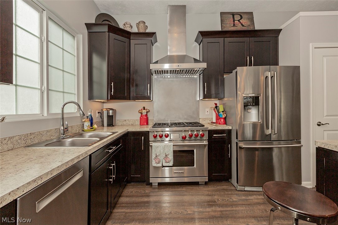 Winslow Estates Condo Ph Xvii - Residential