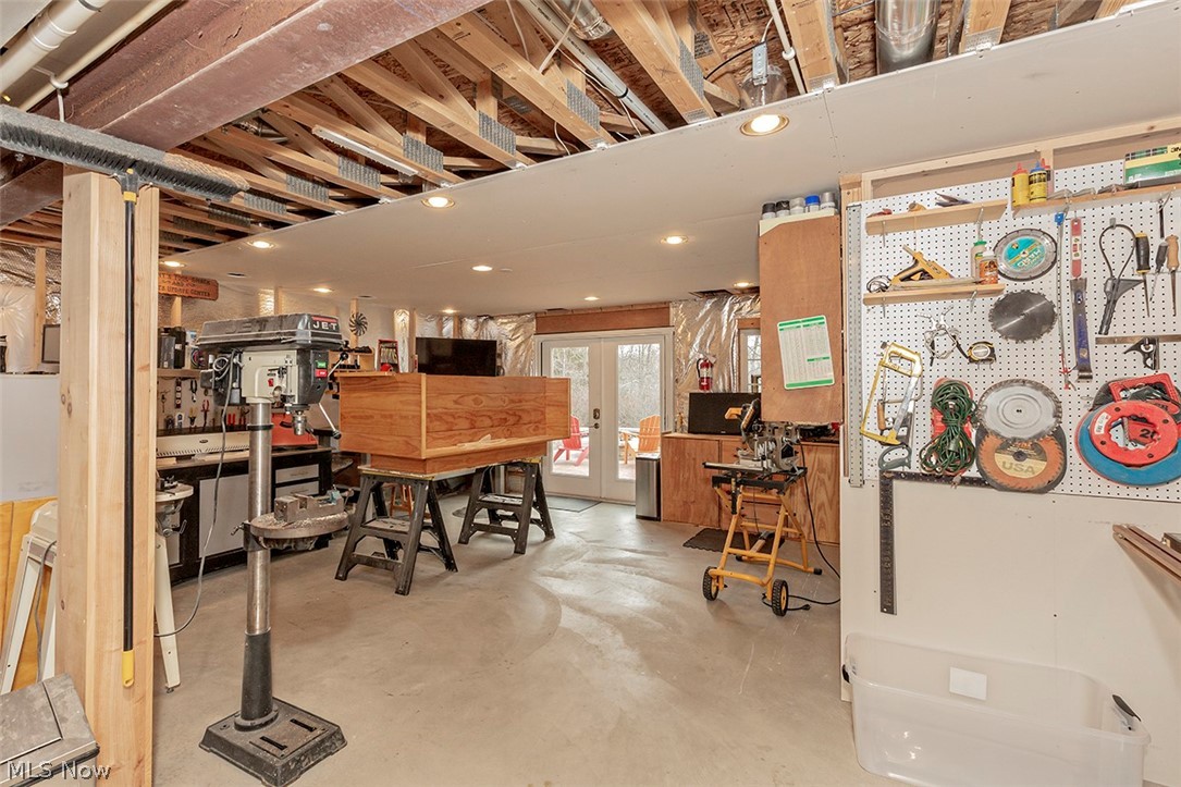 Winslow Estates Condo Ph Xvii - Residential