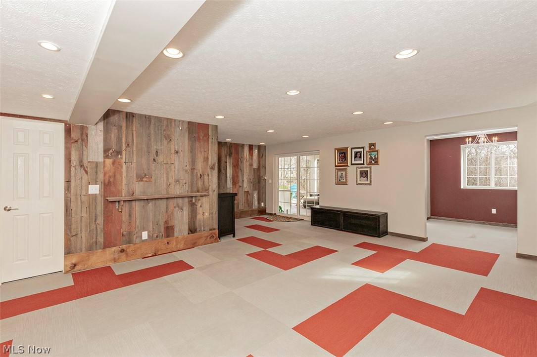 Winslow Estates Condo Ph Xvii - Residential