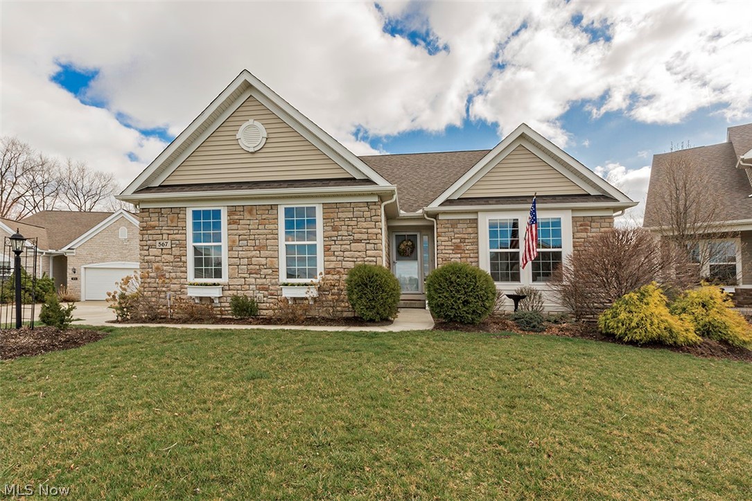 Winslow Estates Condo Ph Xvii - Residential