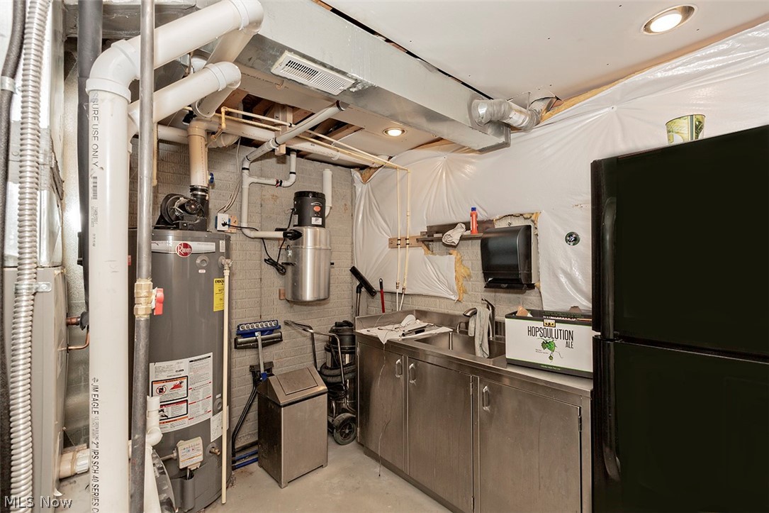 Winslow Estates Condo Ph Xvii - Residential