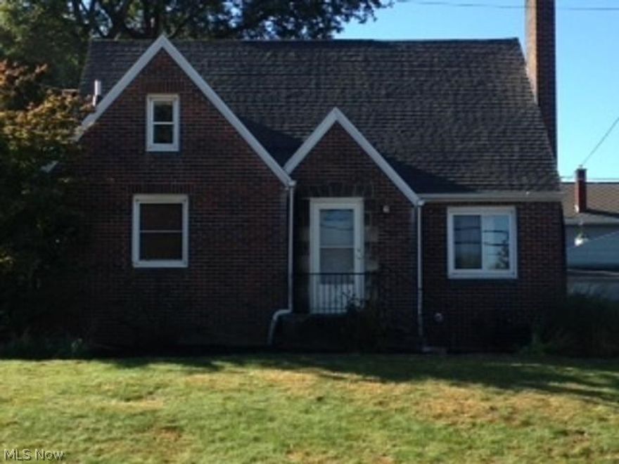 3 Bedroom 2 bath brick bungalow with full basement. Hardwood floors in living room, formal dining room. Nestled on the second floor is your private master suite with walk in closet, full bathroom, and extra storage. Shared driveway. Easy access to Rt 62 for your daily traveling needs.  A little TLC and this house is move in ready. Make this house your home!!