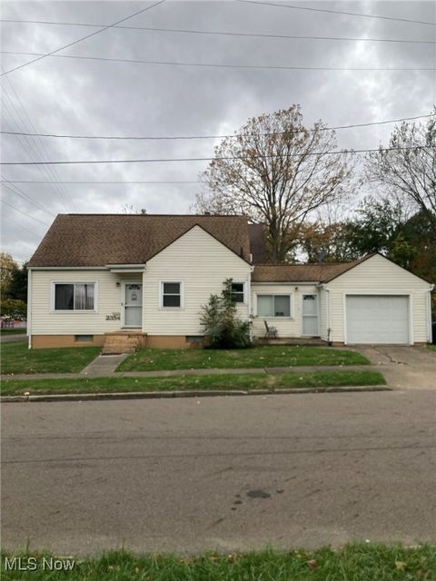 Homes For Sale - 2354 21st Street<br/> Akron, OH 44314