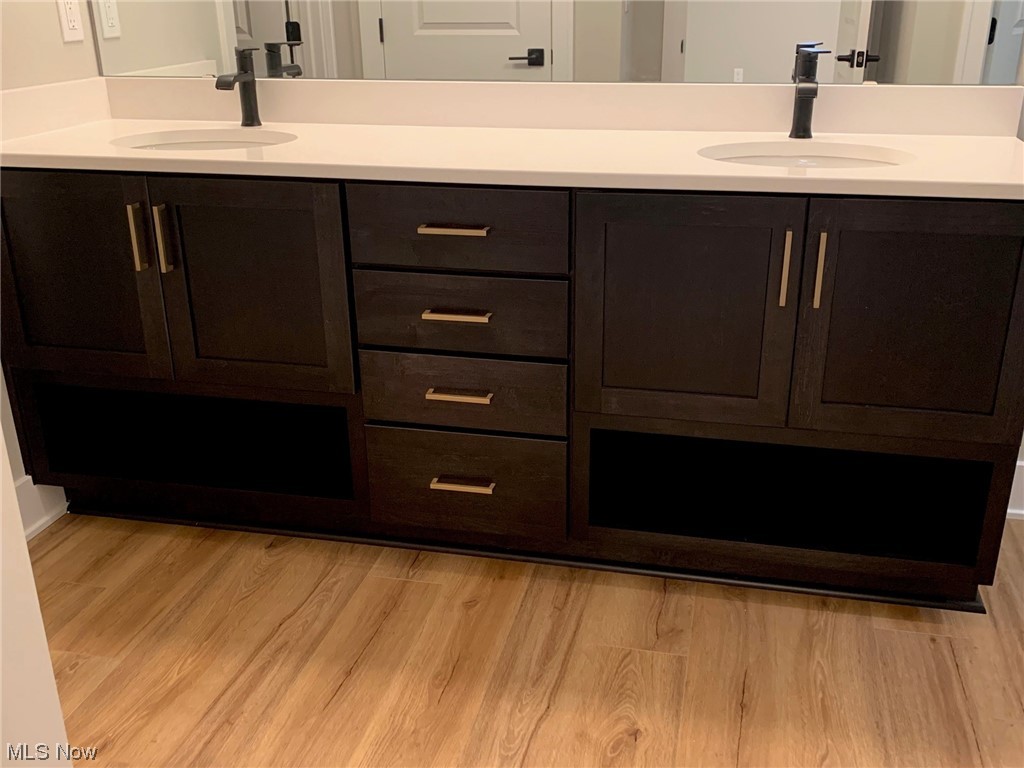 Villas at City Center - Residential