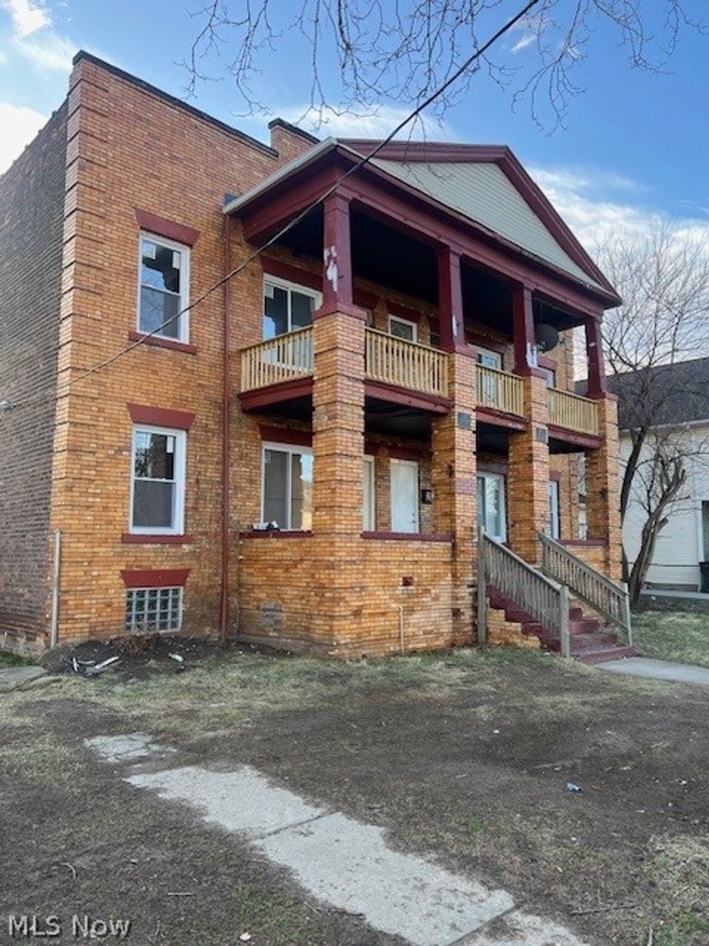 Photo of 513 E 117 Street, Cleveland, OH 44108 (MLS # 5195101)