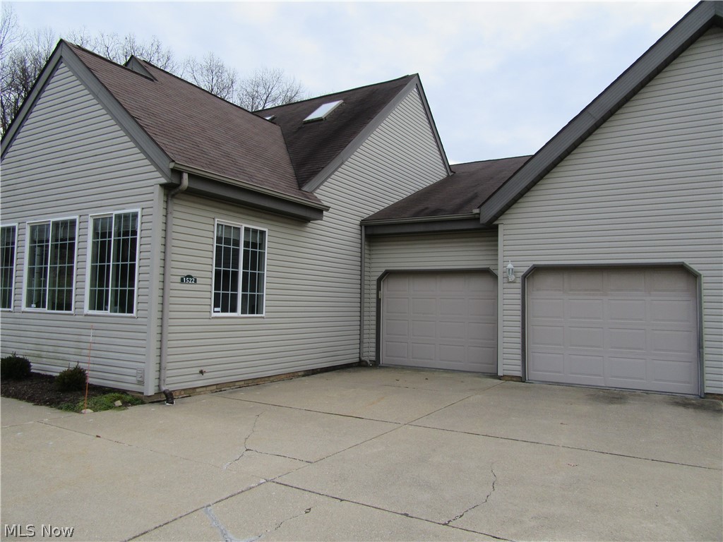 Cambridge/Crk Condos Ph I - Residential