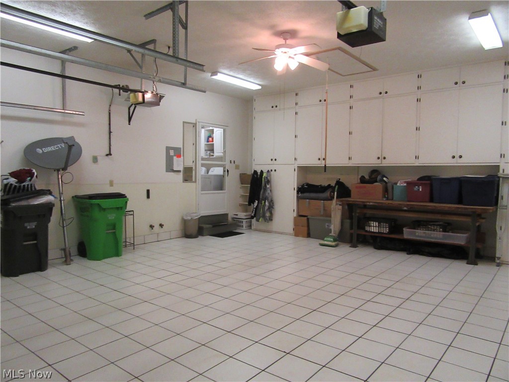 Cambridge/Crk Condos Ph I - Residential