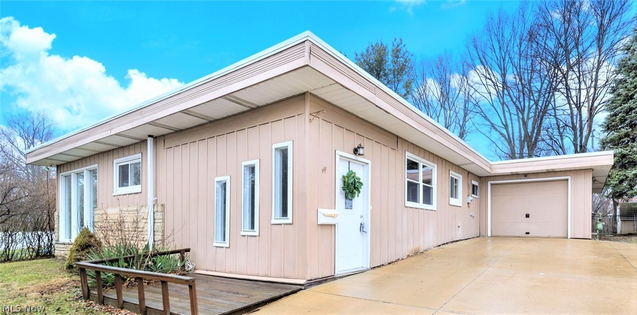*One Of The Coolest & Largest SPRAWLING Ranches Ever Seen Or Offered Near This Price W/Over 2200 Sq. Ft. 4 Bdrms, 1.5 Bathrms, An Attached Garage, 2 Sheds And FULLY Fenced In Back Yard On Almost 1/2 An Acre! *Nicely Updated With MODERN Style! *Walk In To A Foyer W/Tiled Floor, Double Door Lighted Closet, White Exposed Brick Accent Wall & Seating Area *Sunken Living Rm W/New LUXURY Plank Flooring Boasts Tall Ceiling With Five 8 Ft. High Corner Windows For Natural Light, A Fireplace And Adjoining Den Or Bonus Sitting Rm With Bookcase/Shelving! *The COMPLETELY REMODELED Eat In Kitchen Is Stunning W/Distressed Grey Wall, GRANITE COUNTERTOPS W/Breakfast Bar, Subway TILE Backsplash, New White Arcadia Shaker Style CABINETS W/Oversized Hardware, A Lazy Susan, Stainless Faucet, Commercial Style Faucet W/Sprayer, Glass Pendant Jar Lighting, Gas Stove, Refrigerator & Dishwasher! *Hallway To The West Features An 11+ Ft Tall Ceiling, Closet & Leads To 3 Bdrms With Soft New CARPET And Half Bathrm W/