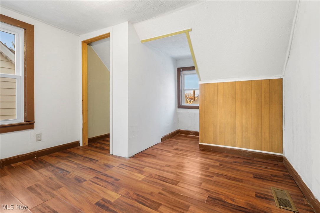 Deming Realty Companys Allotm - Residential