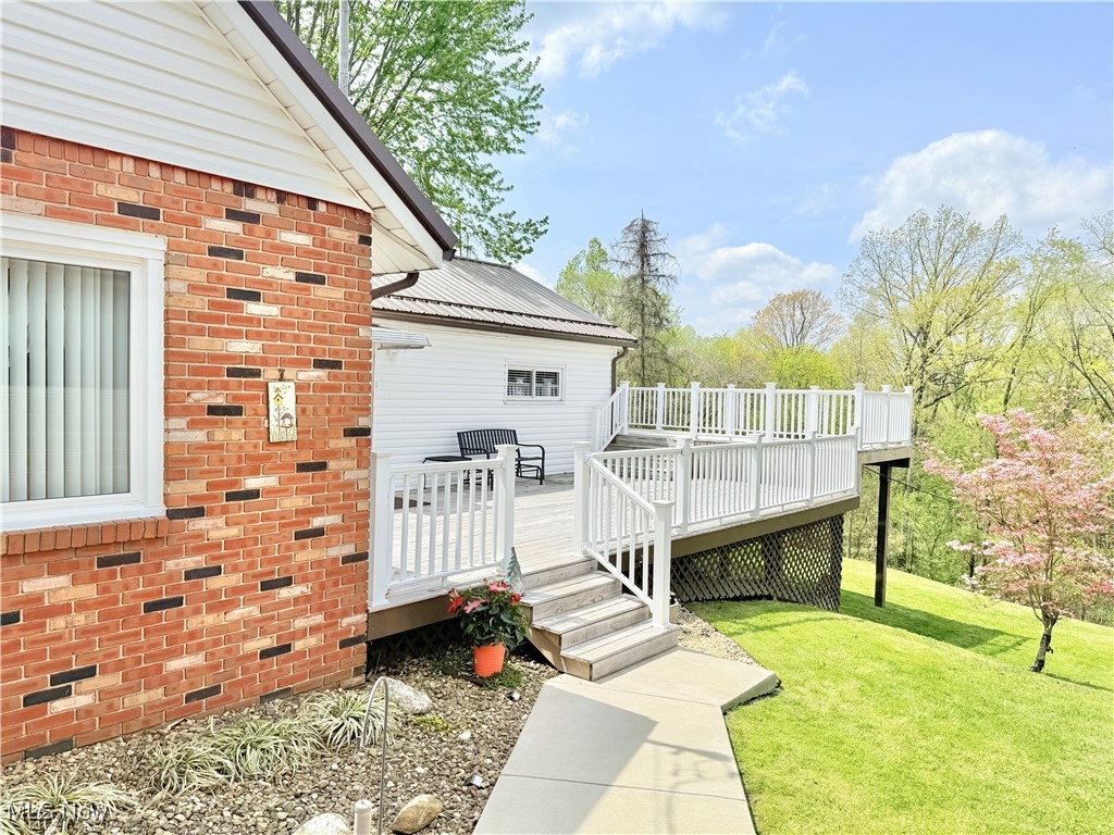 2401 Eldersville Road, Follansbee, West Virginia image 38