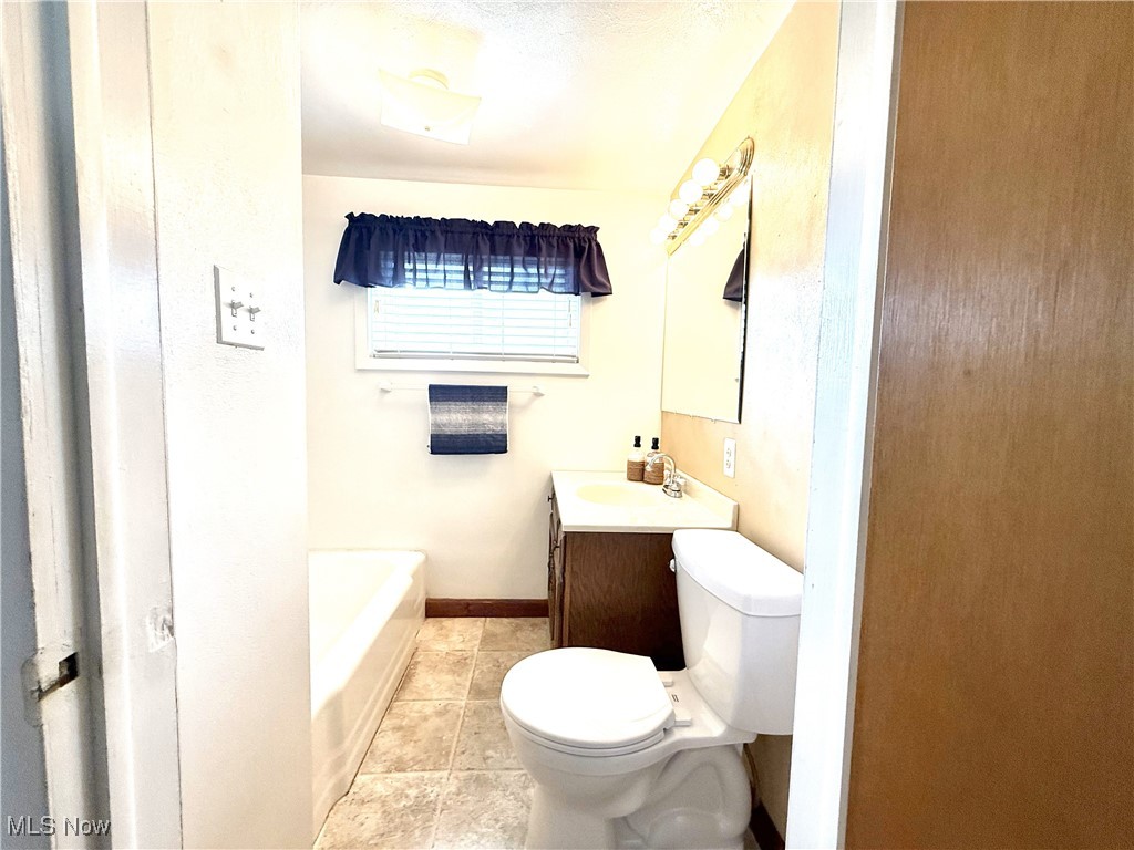 2401 Eldersville Road, Follansbee, West Virginia image 10