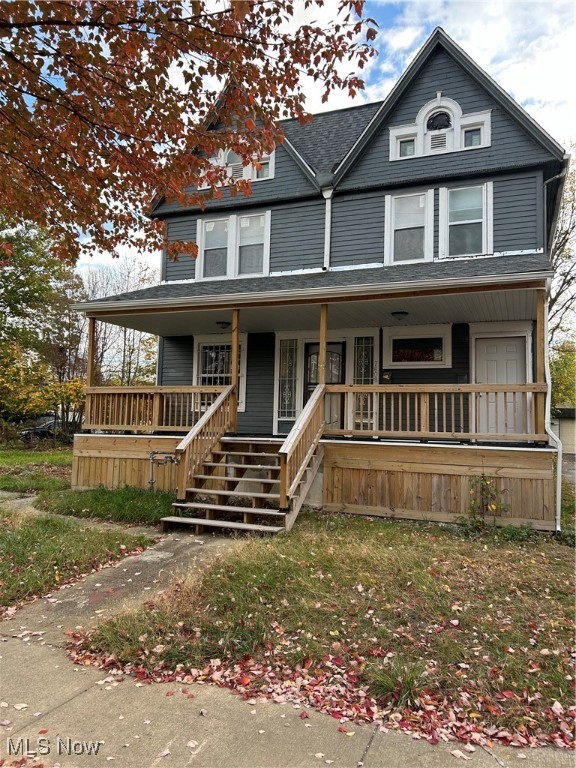 Newly renovated 3rd floor unit with 2 bedrooms 1 bath, kitchenette and bathroom. Rear deck for allows access to 3rd level. Plenty of space, carpeted floors and a large back yard. Don't miss this one schedule your showing with the listing agent today. Rental requirements:Credit score of 600+. 500 - 600 is considered conditional.Less than 3 items in collections, excluding student loan and medical. Monthly income of 2.5 times the amount of the monthly rent.Thorough Eviction Check. $50 Non Refundable App Fee for all Adults who will be occupying the property.Applications can only be completed online.Typical Security Deposit equivalent to one months rent, pending results of background checks. Tenants must have the electric and gas transferred into their name and obtain renters insurance prior to receiving keys to the property.This property accepts housing choice vouchers.