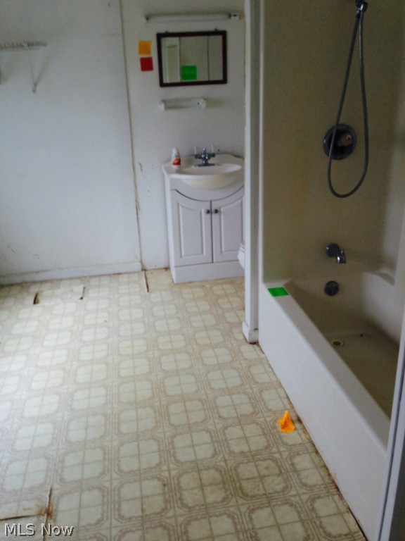 Connecticut Western Reserve - Residential