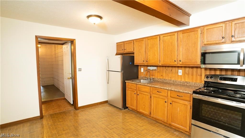 Independence 03 - Residential Lease