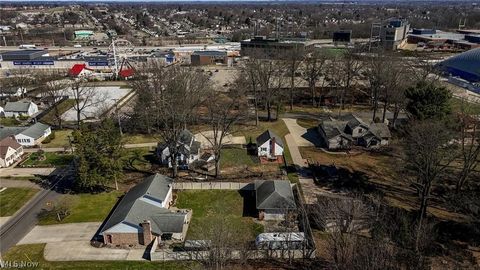 Tiny photo for 2624 21st Street NW, Canton, OH 44708 (MLS # 5202568)