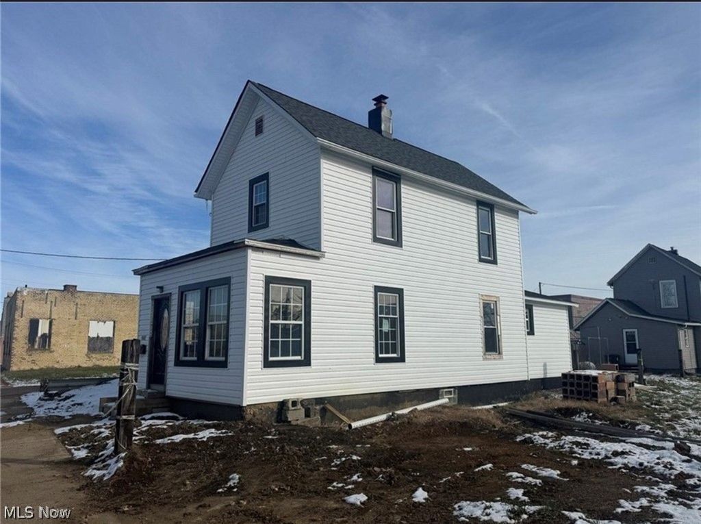 Photo of 1002 Cleveland Avenue SW, Canton, OH 44707 (MLS # 5194495)