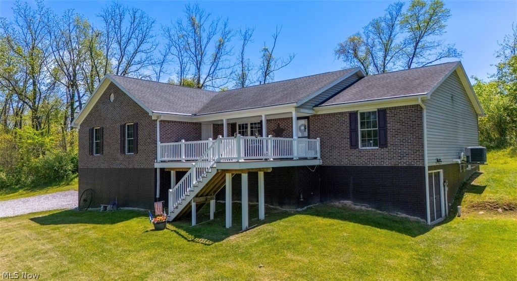 Photo of 40900 Havenwood Drive, Belmont, OH 43718 (MLS # 5208947)