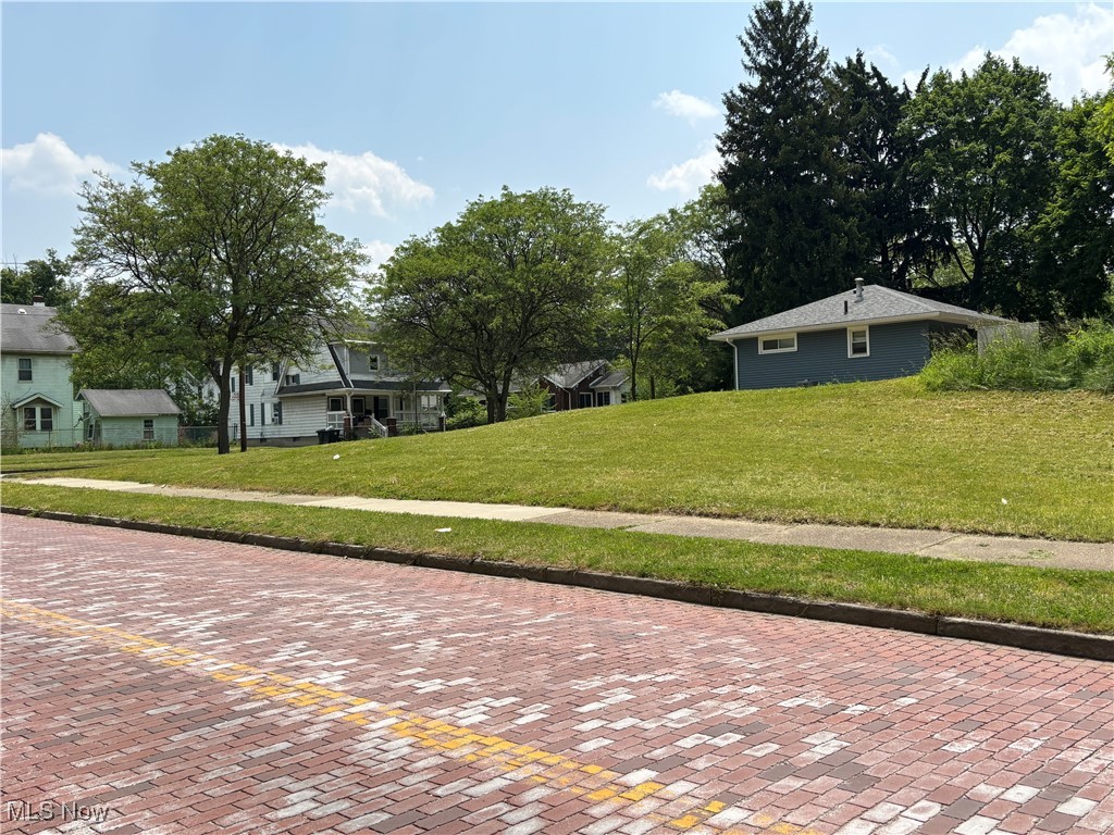 792 Aberdeen Street, Akron, Ohio image 5