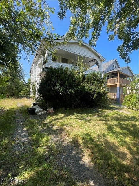 3326 E 132nd Street Cleveland OH 44120