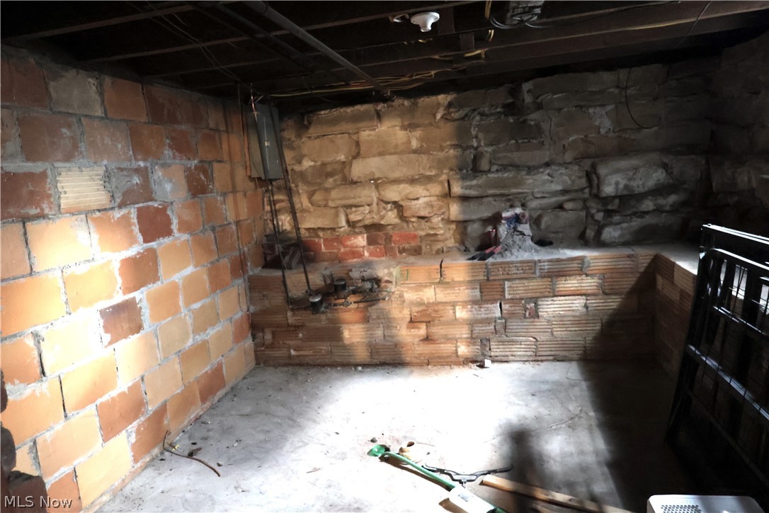 Wallace Jones & Roots Add - Residential