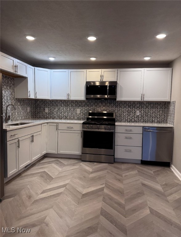 Elworthy-Helwick Companys Hln - Residential