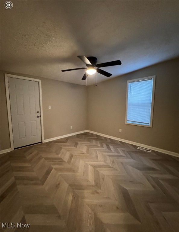 Elworthy-Helwick Companys Hln - Residential