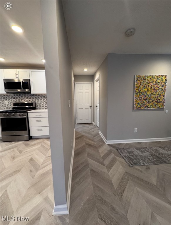 Elworthy-Helwick Companys Hln - Residential