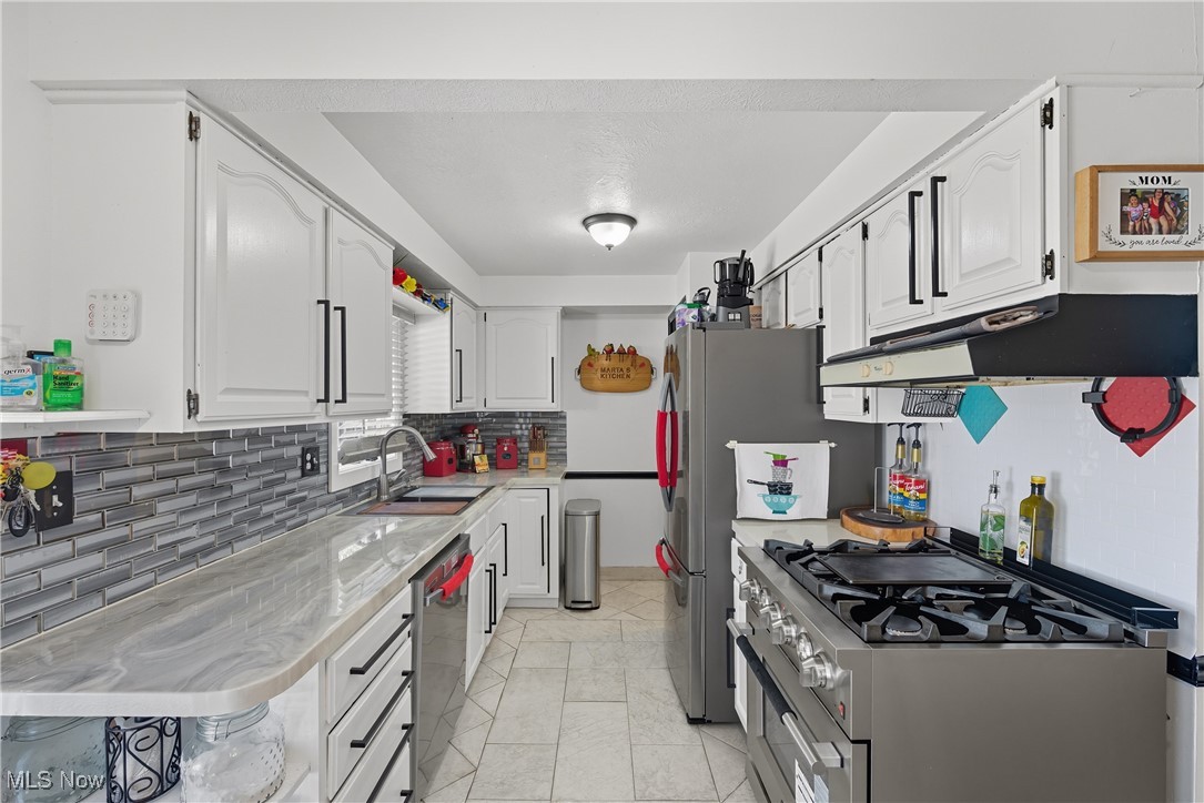 West 11 Corps Fan-Col Ac - Residential