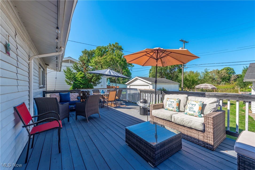 West 11 Corps Fan-Col Ac - Residential