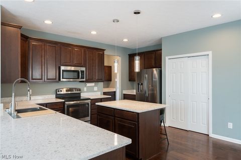 Tiny photo for 32825 Rebecca Lane, Avon Lake, OH 44012 (MLS # 5197866)