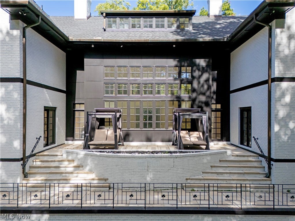 254 W Wayne Avenue