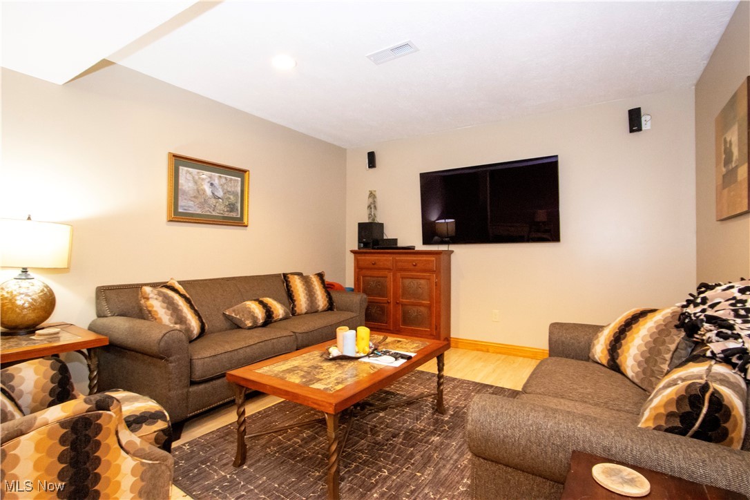 1406 Pearl Drive, Loudonville, Ohio image 44