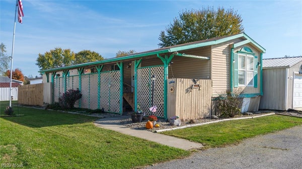 31 JOYCE CT, ZANESVILLE, OH 43701 - Image ea22ce0f6cf315c213913fdfe074e35a/716385380