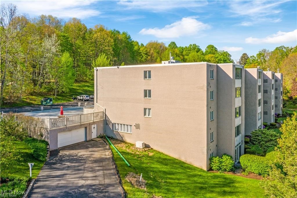 Whispering Heights Condo - Residential