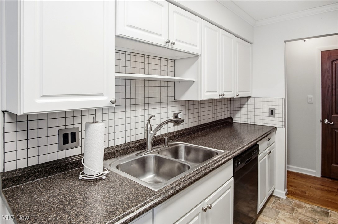 Whispering Heights Condo - Residential