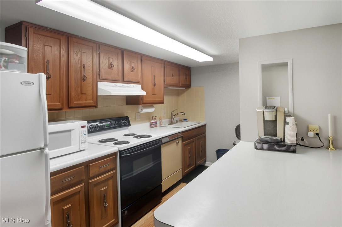 Whispering Heights Condo - Residential