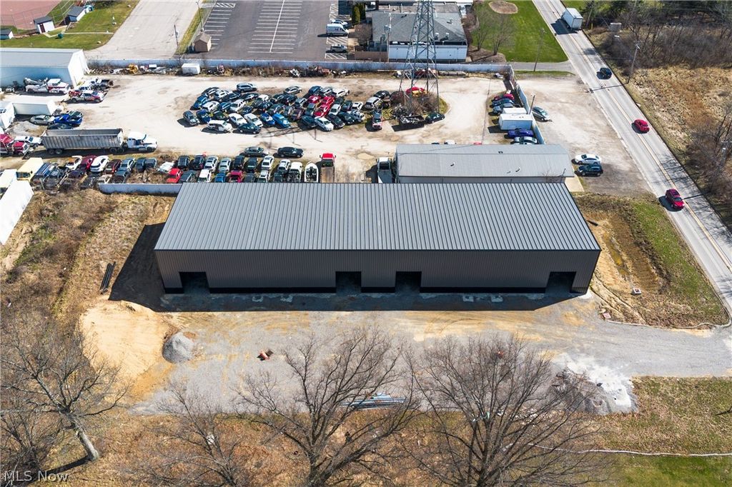 Photo of 420 Mcclurg Road, Boardman, OH 44512 (MLS # 5191509)