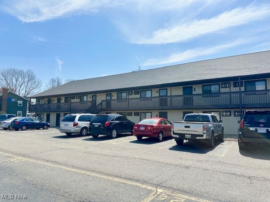 Free Heat! Second floor vaulted 2 bedroom 2 full bath apartment with a loft available in Green! Very nicely updated kitchen and 2 full baths. Newer carpet and paint. Excellent closet space in both bedrooms plus in suite washer and dryer! Upstairs bedroom with its own private balcony. Heat and water included in rent! Dont miss it! All adult occupants must apply online for credit and background check.Rental Qualification Checklist: -$50 application fee per adult occupant. -Credit score: 600+ -No recent bankruptcy. -No eviction history & no criminal history (involving sex, drugs or violence) -Stable employment (must provide current pay stubs) -Monthly gross income must be at least 2.5 X Monthly Rent -First months rent, security deposit, renters insurance, and transferred utilities required prior to move in. No Smoking, No dogs.