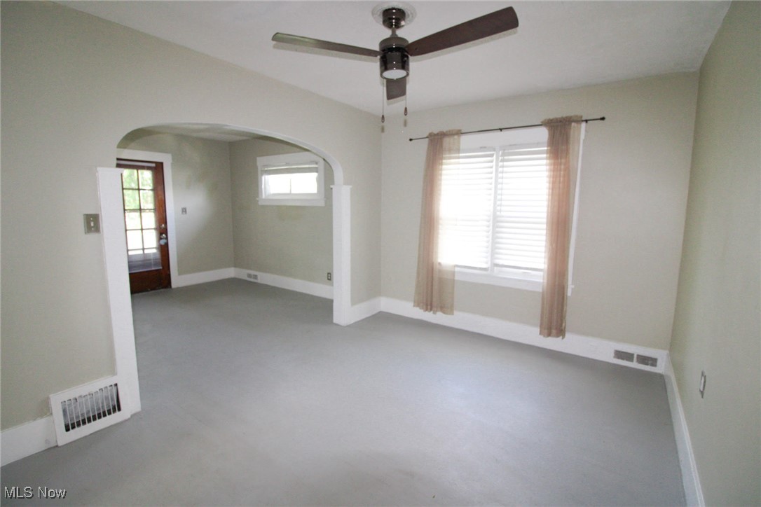 City/Youngstown - Residential Income