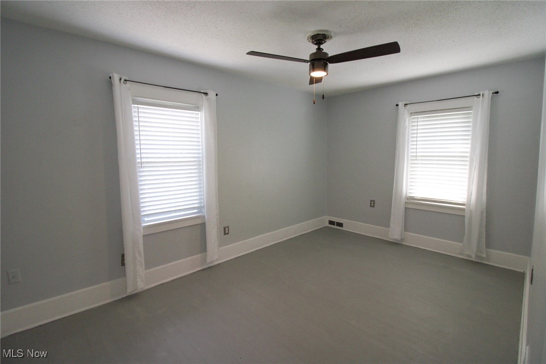 City/Youngstown - Residential Income